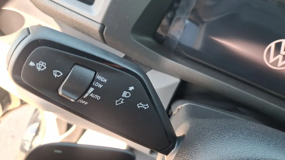 VOLKSWAGEN Crafter Crafter 35 BiTDI 4Motion (9,3m3) aut Nowy