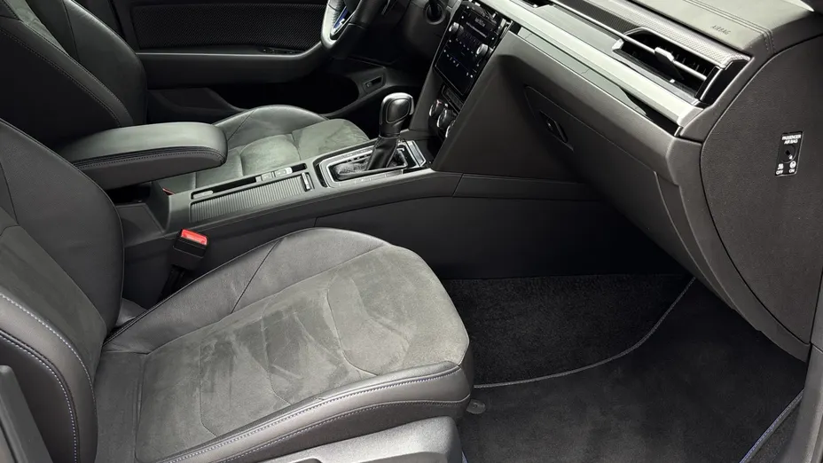 VOLKSWAGEN Arteon Arteon 2.0 TSI 4Motion R DSG