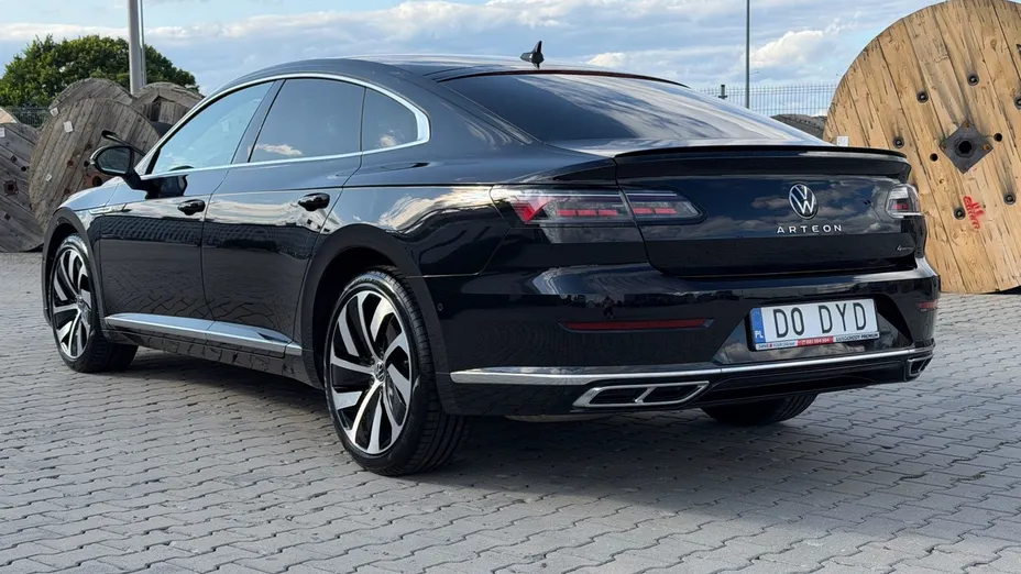 VOLKSWAGEN Arteon -