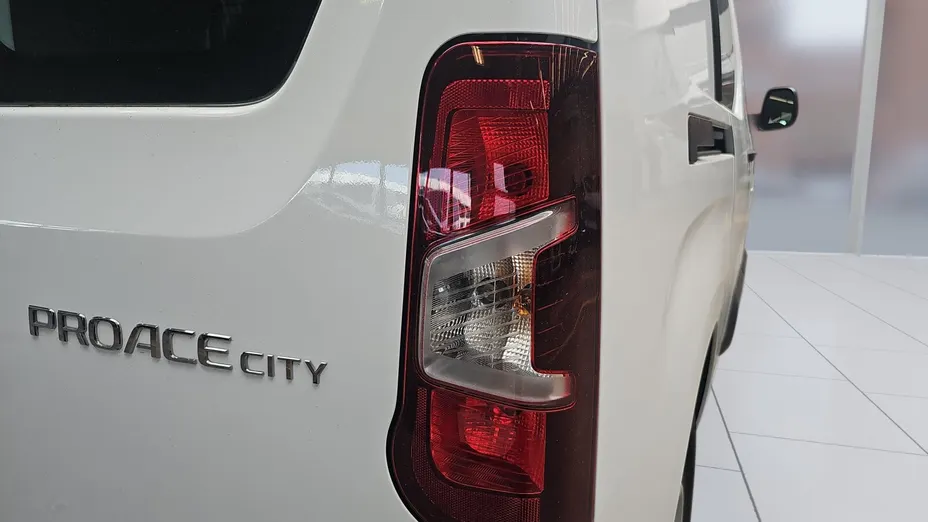TOYOTA Proace City Proace City 1.5 D-4D Long 2,3t Active (bryg.)
