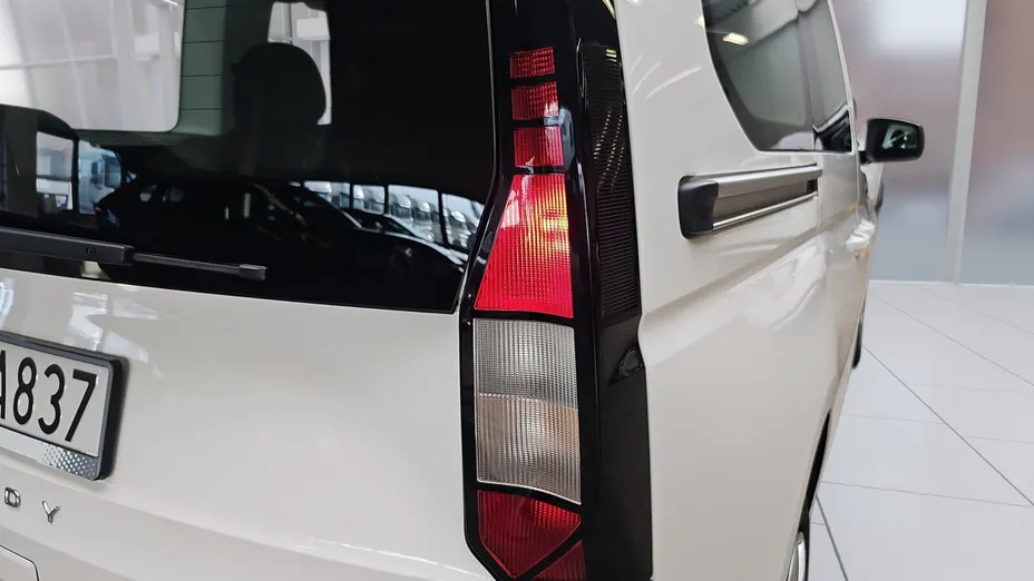 VOLKSWAGEN Caddy osobowy Caddy 2.0 TDI