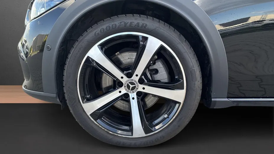 MERCEDES-BENZ C Klasa C 220 d mHEV 4-Matic All-Terrain Avantgarde