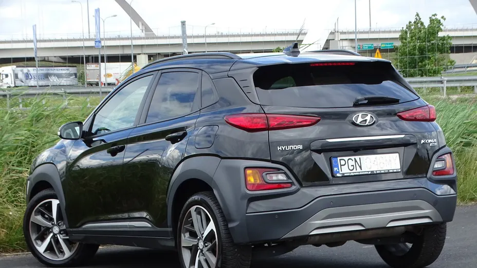 HYUNDAI Kona Kona 1.6 T-GDI Premium 4WD DCT