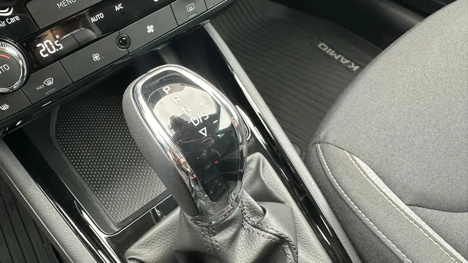 SKODA Kamiq Kamiq 1.0 TSI Selection DSG