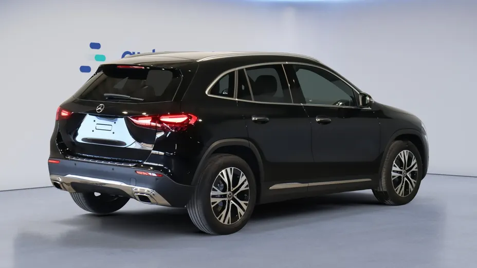 MERCEDES-BENZ GLA GLA 200 d Progressive 8G-DCT