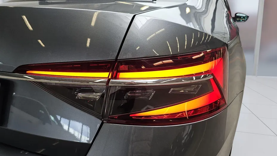 SKODA Superb Superb 2.0 TSI Style DSG