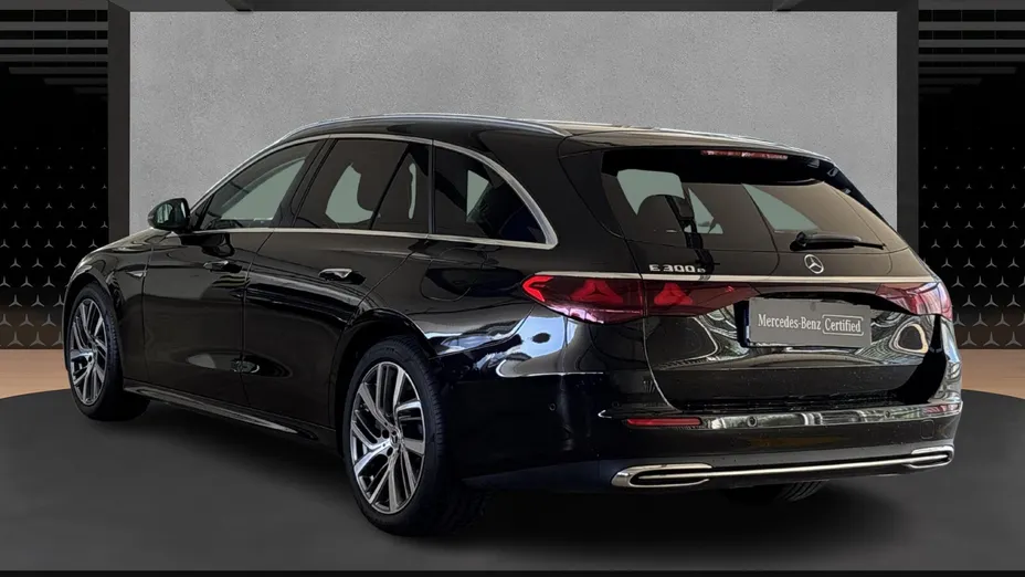 MERCEDES-BENZ E Klasa E 300 e PHEV Avantgarde 9G-Tronic