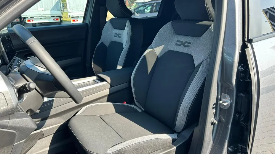DACIA Bigster Bigster 1.8 Full Hybrid 155 Journey MMT Nowy