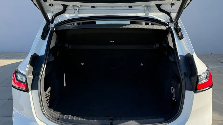 BMW Seria 2 218d aut
