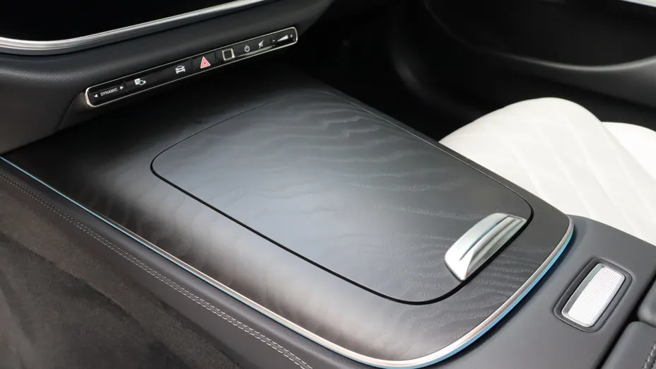 MERCEDES-BENZ E Klasa E 220 d mHEV AMG 9G-Tronic Nowy
