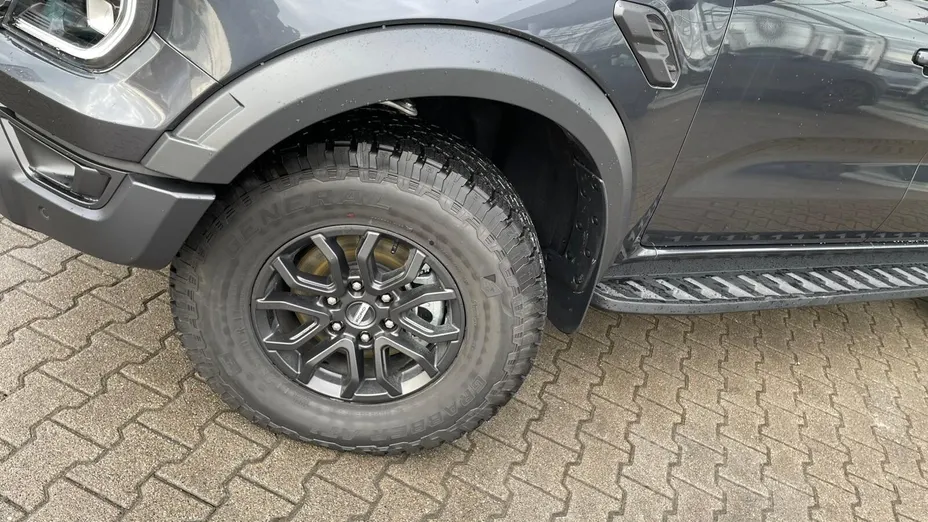 FORD Ranger Ranger 2.0 EcoBlue Bi-Turbo 4x4 DC Raptor aut Nowy