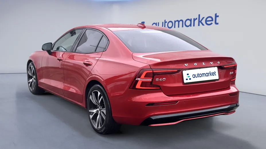 VOLVO S60 S60 B4 B Plus Dark aut