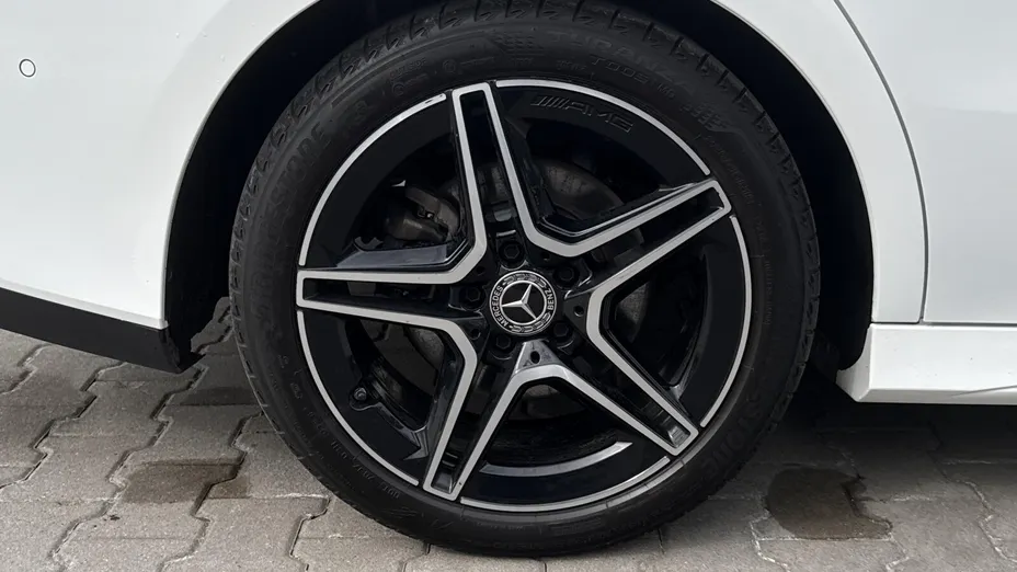 MERCEDES-BENZ CLA CLA 200 d 4-Matic 8G-DCT