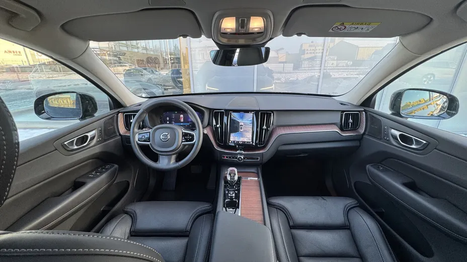 VOLVO XC60 XC60 B5 B AWD Ultimate Dark aut