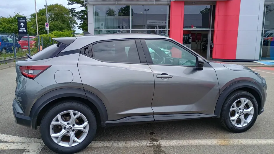 NISSAN Juke -