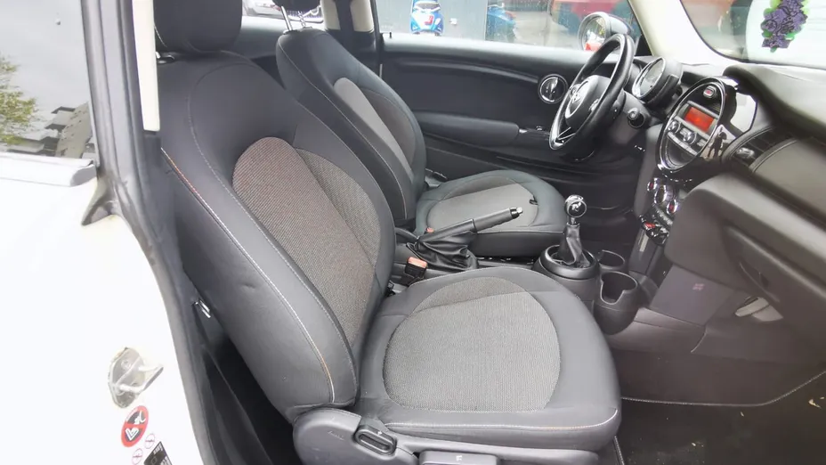 MINI One -