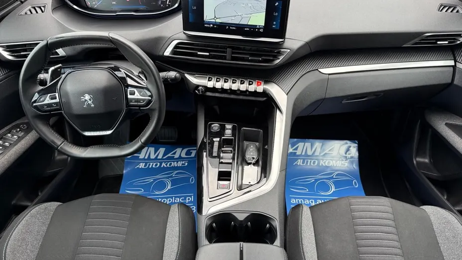 PEUGEOT 3008 -
