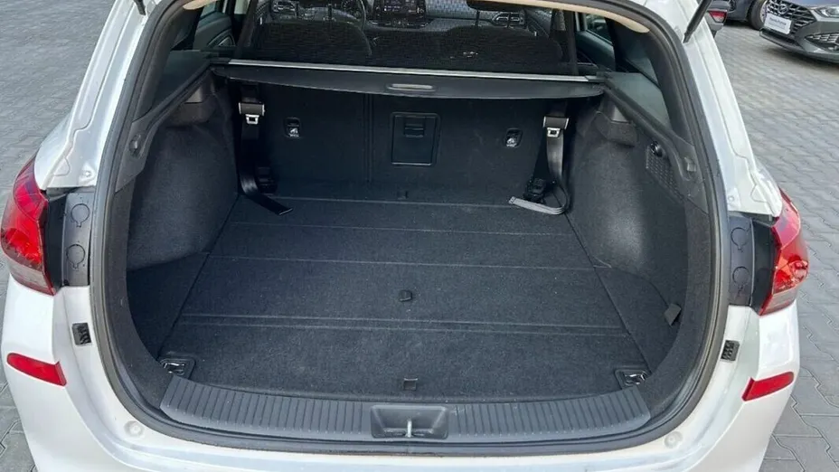 HYUNDAI i30 i30 1.0 T-GDI Smart