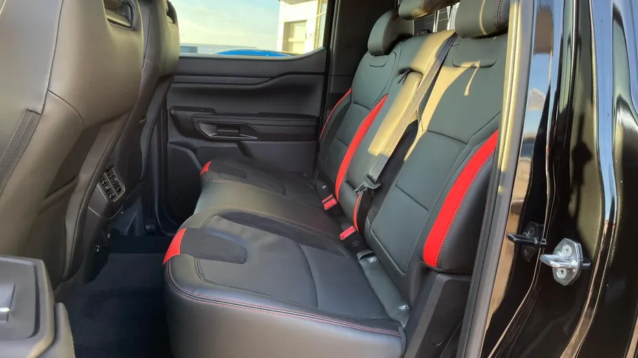 FORD Ranger Ranger 2.0 EcoBlue Bi-Turbo 4x4 DC Raptor aut Nowy