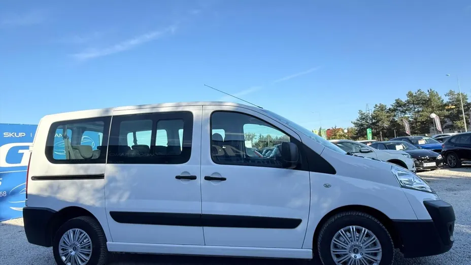 PEUGEOT Expert -