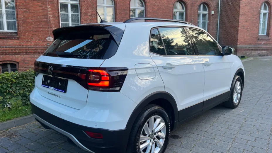 VOLKSWAGEN T-Cross -