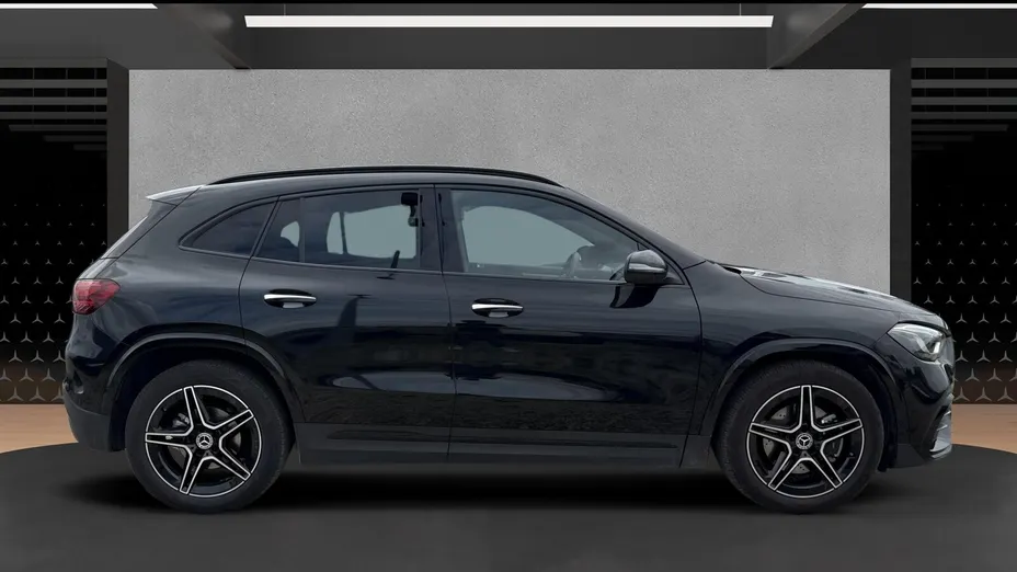 MERCEDES-BENZ GLA GLA 200 mHEV AMG Line 7G-DCT