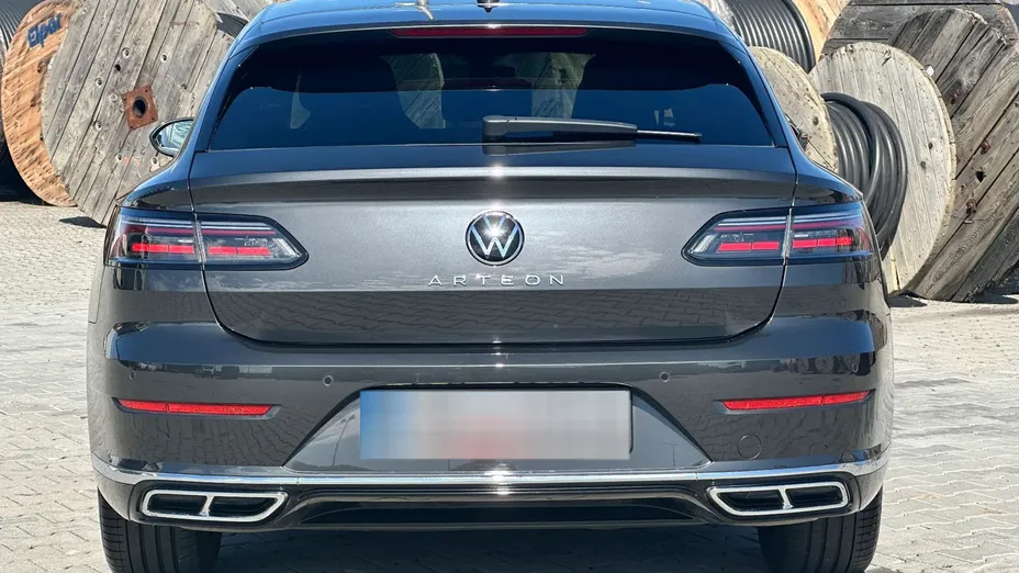 VOLKSWAGEN Arteon Arteon 2.0 TSI R-Line DSG