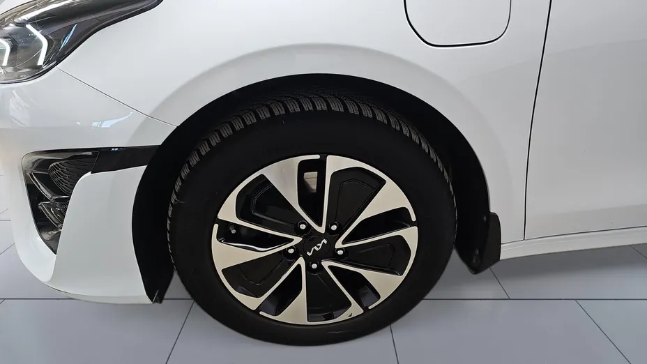 KIA Cee'd Ceed 1.6 GDI PHEV L DCT