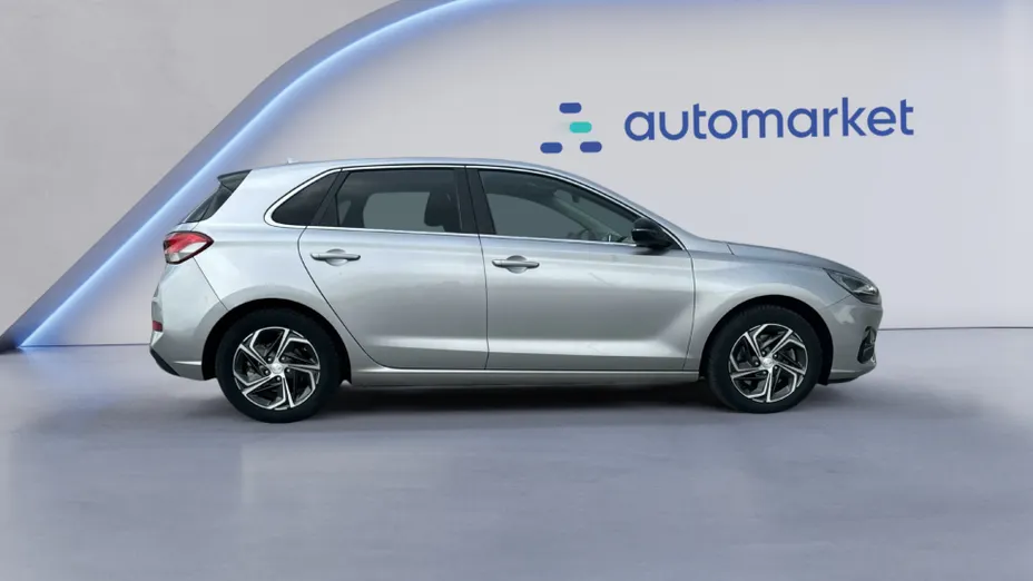 HYUNDAI i30 i30 1.0 T-GDI Smart