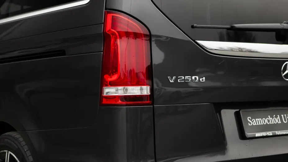 MERCEDES-BENZ V Klasa V 250 d 4-Matic Avantgarde 9G-Tronic (długi)