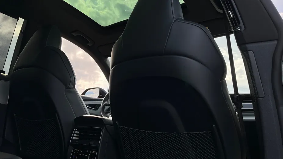 AUDI SQ8 -