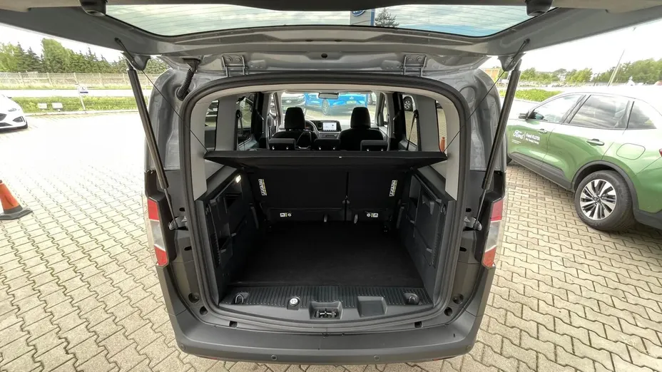 FORD Tourneo Courier Tourneo Courier 1.0 EcoBoost Titanium Nowy