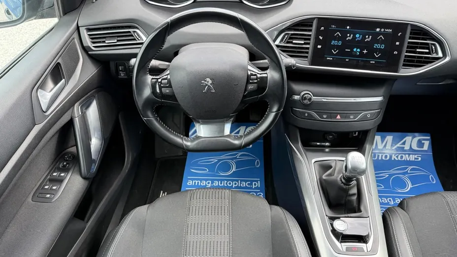 PEUGEOT 308 -