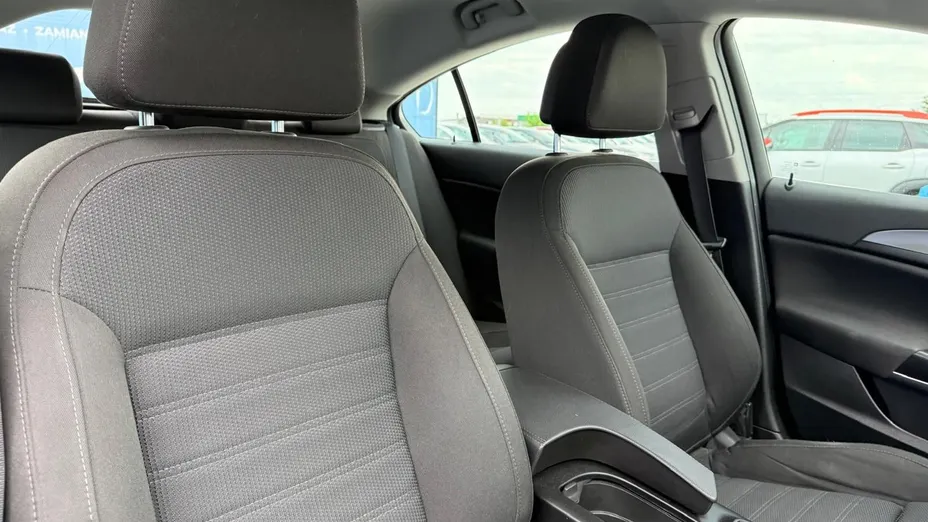 OPEL Insignia -