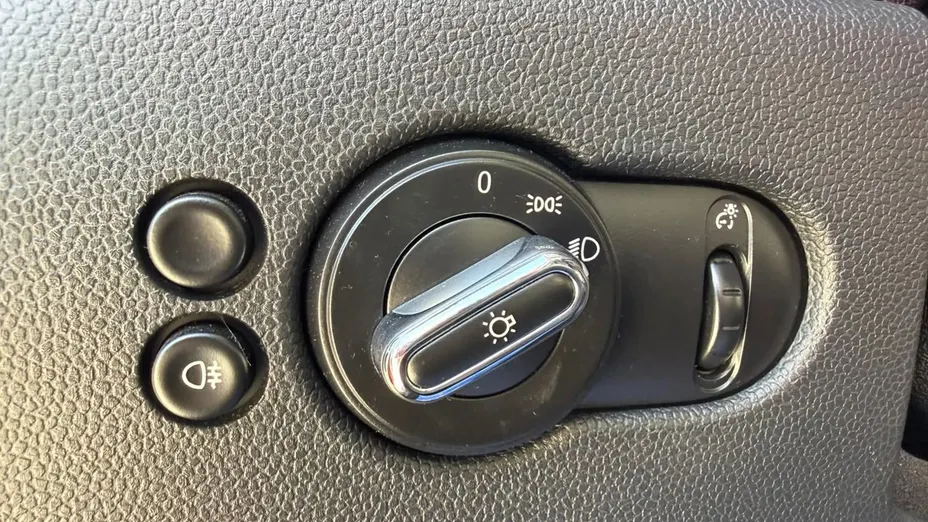 MINI Cooper -