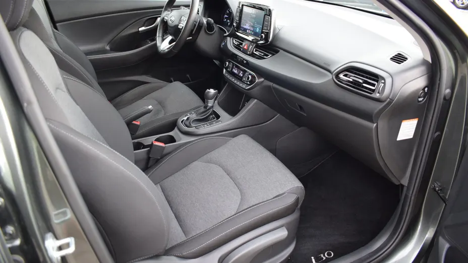 HYUNDAI i30 i30 Fastback 1.5 T-GDI 48V Smart DCT