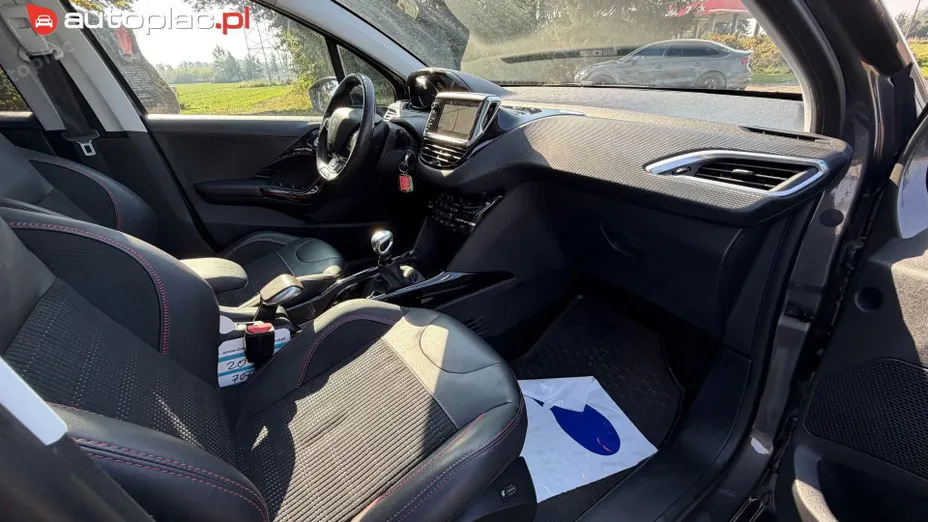 PEUGEOT 2008 -