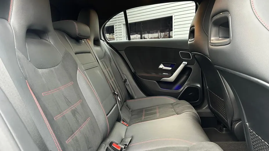 MERCEDES-BENZ A Klasa A 200 7G-DCT