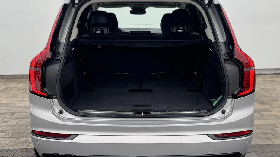 VOLVO XC90 XC90 T8 AWD Plug-In Hybrid Ultra Dark 7os aut