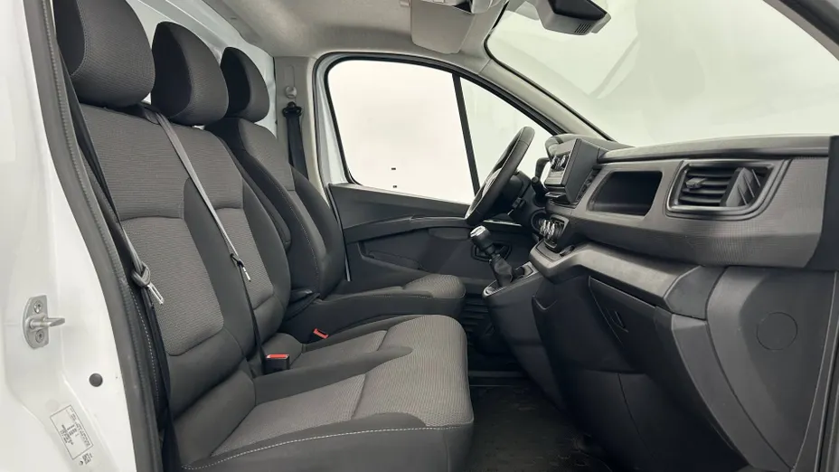 RENAULT Trafic -