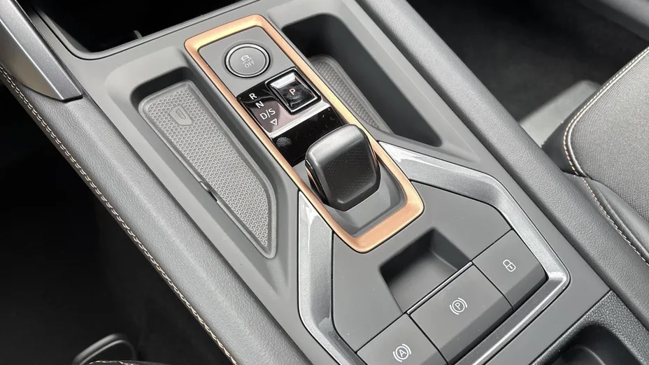 CUPRA Leon Leon 1.5 eTSI mHEV DSG Nowy