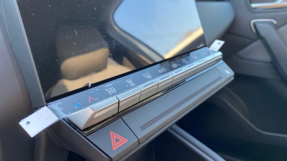 MITSUBISHI Grandis Grandis 1.3T mHEV Intense Style Cold DCT Nowy