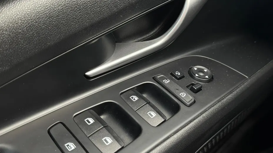 HYUNDAI Elantra Elantra 1.6 Smart