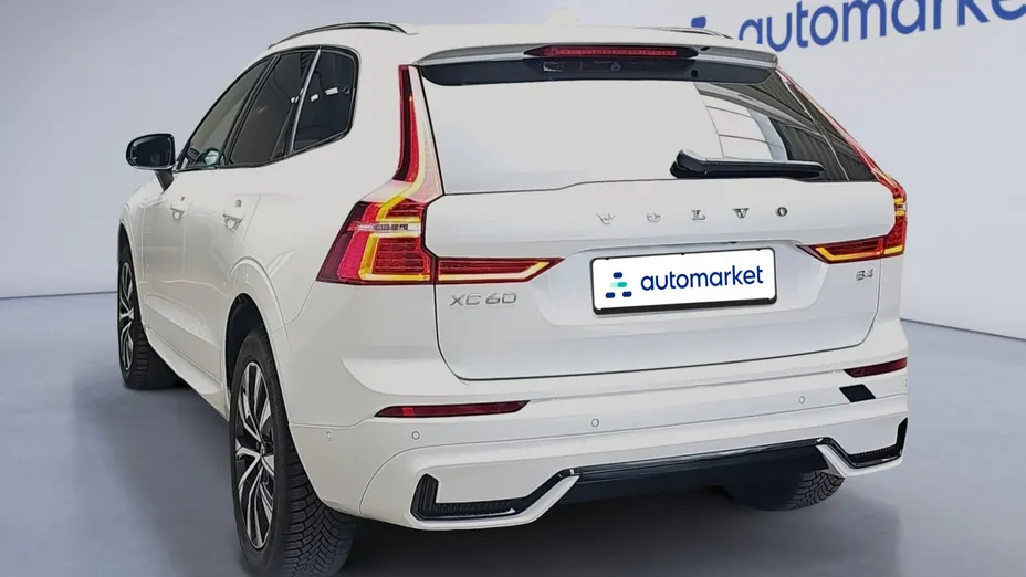 VOLVO XC60 XC60 B4 D AWD Plus Bright aut