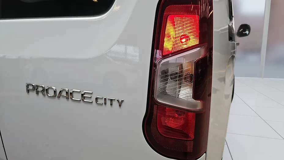 TOYOTA Proace City Proace City 1.5 D-4D Long 2,3t Active (bryg.)