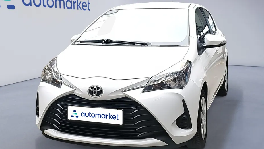 TOYOTA Yaris Yaris 1.5 Active