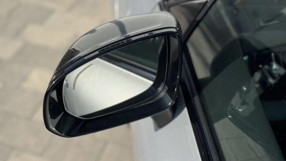 VOLVO XC60 XC60 T6 Plug-In Hybrid AWD Plus Dark aut