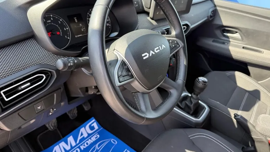 DACIA Sandero -