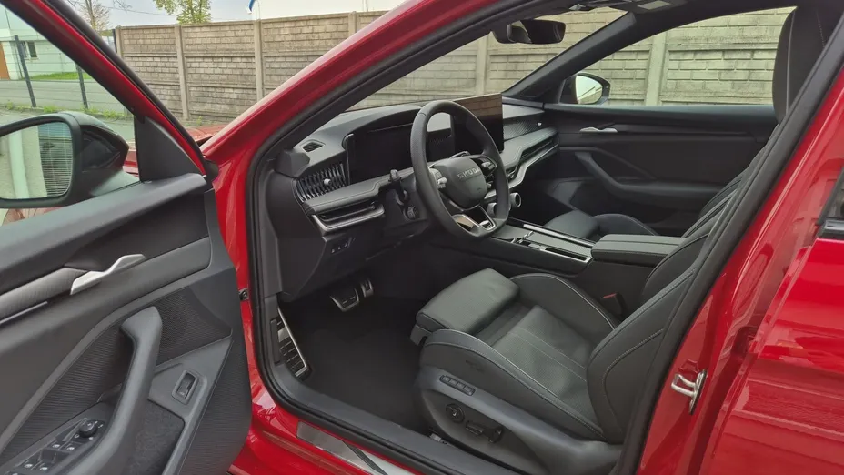 SKODA Superb Superb 2.0 TSI Sportline DSG Nowy