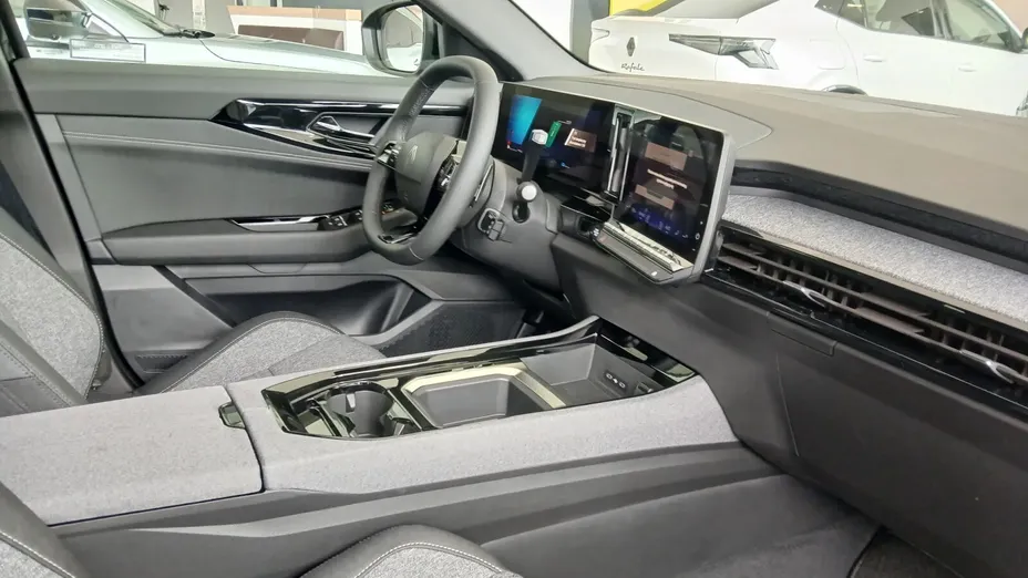 RENAULT Austral Austral 1.2 E-Tech Full Hybrid 200 Evolution MMT Nowy